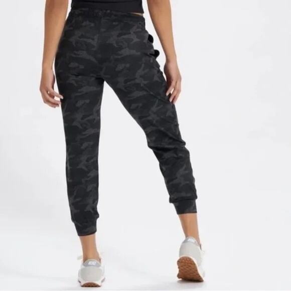 Vuori DreamKnit Performance Joggers Black Gray Camo S - Picture 2 of 10